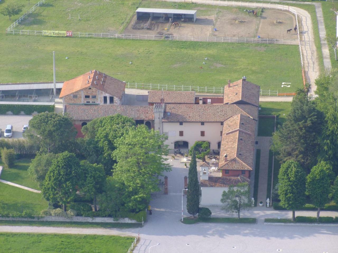 Agriturismo Al Casale Casa de hóspedes Codroipo Exterior foto